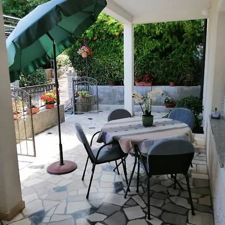 Apartment Lina At The Krk Town