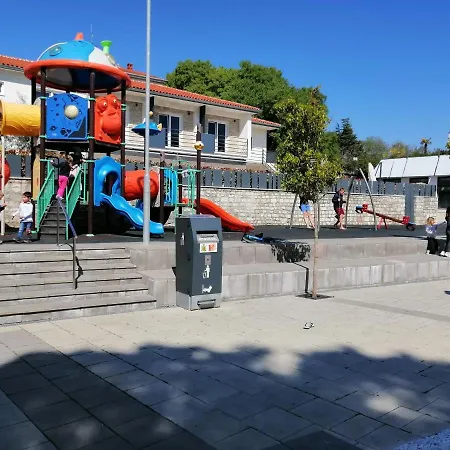 Lina At The Appartement